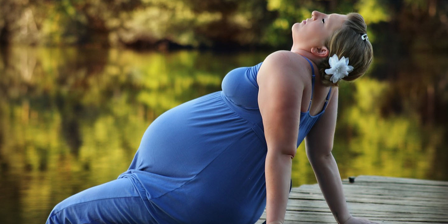 maternity clothes.jpg